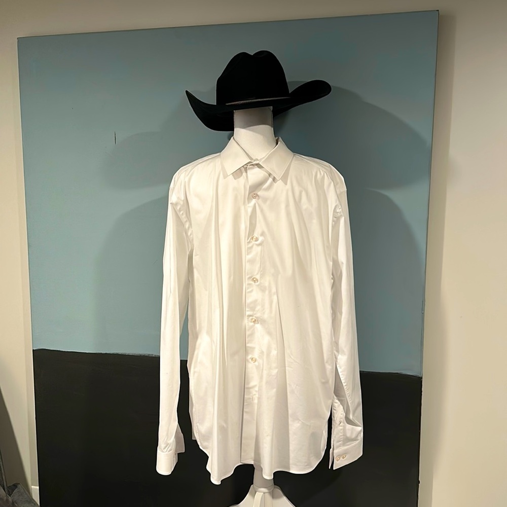 Apt 9 white long sleeve dress shirt